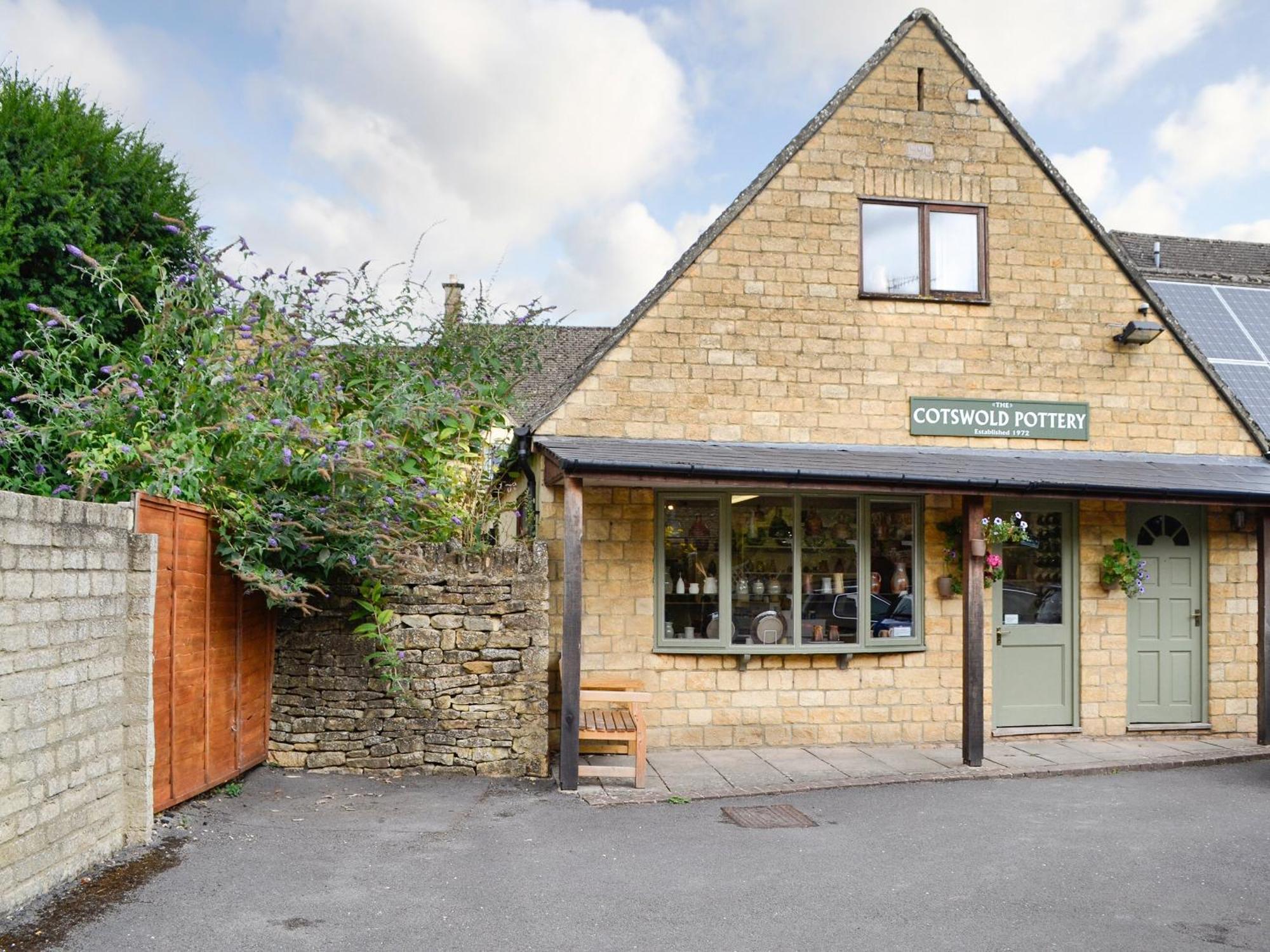 Terracotta Bourton-on-the-Water Exterior foto